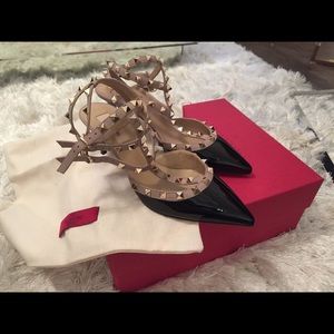 Valentino black patent rock stud low pump